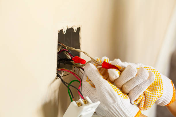 Best Emergency Electrical Repair Services  in Holladay, UT